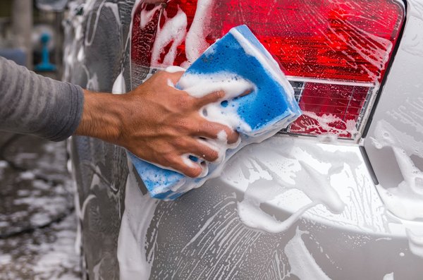 Comment révéler la beauté cachée de votre voiture avec des astuces d'entretien ?